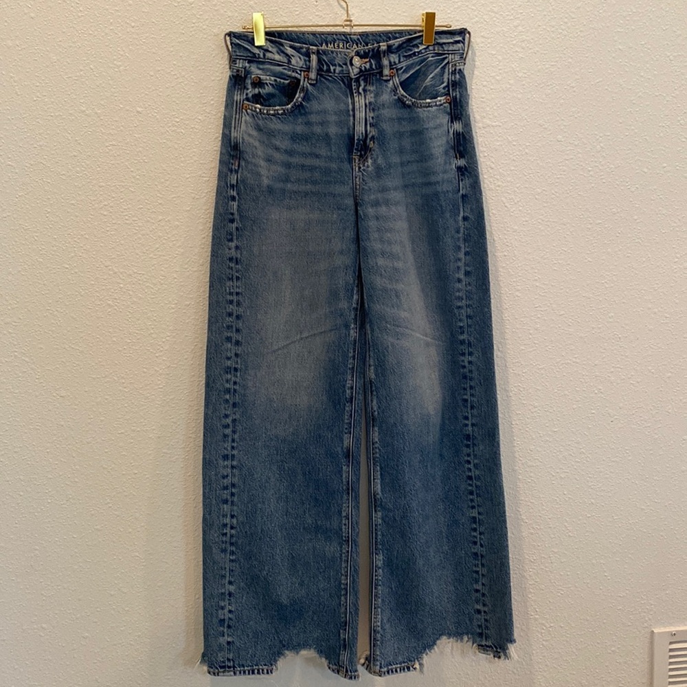American Eagle Super High Rise Baggy Wide Leg jeans